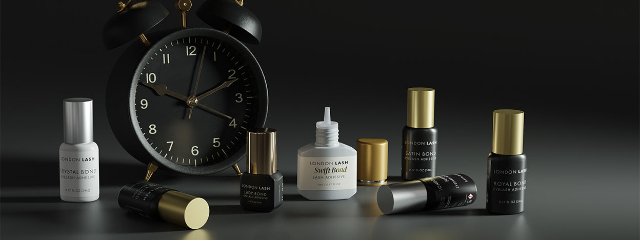 Eyelash extension glue and glue shaker