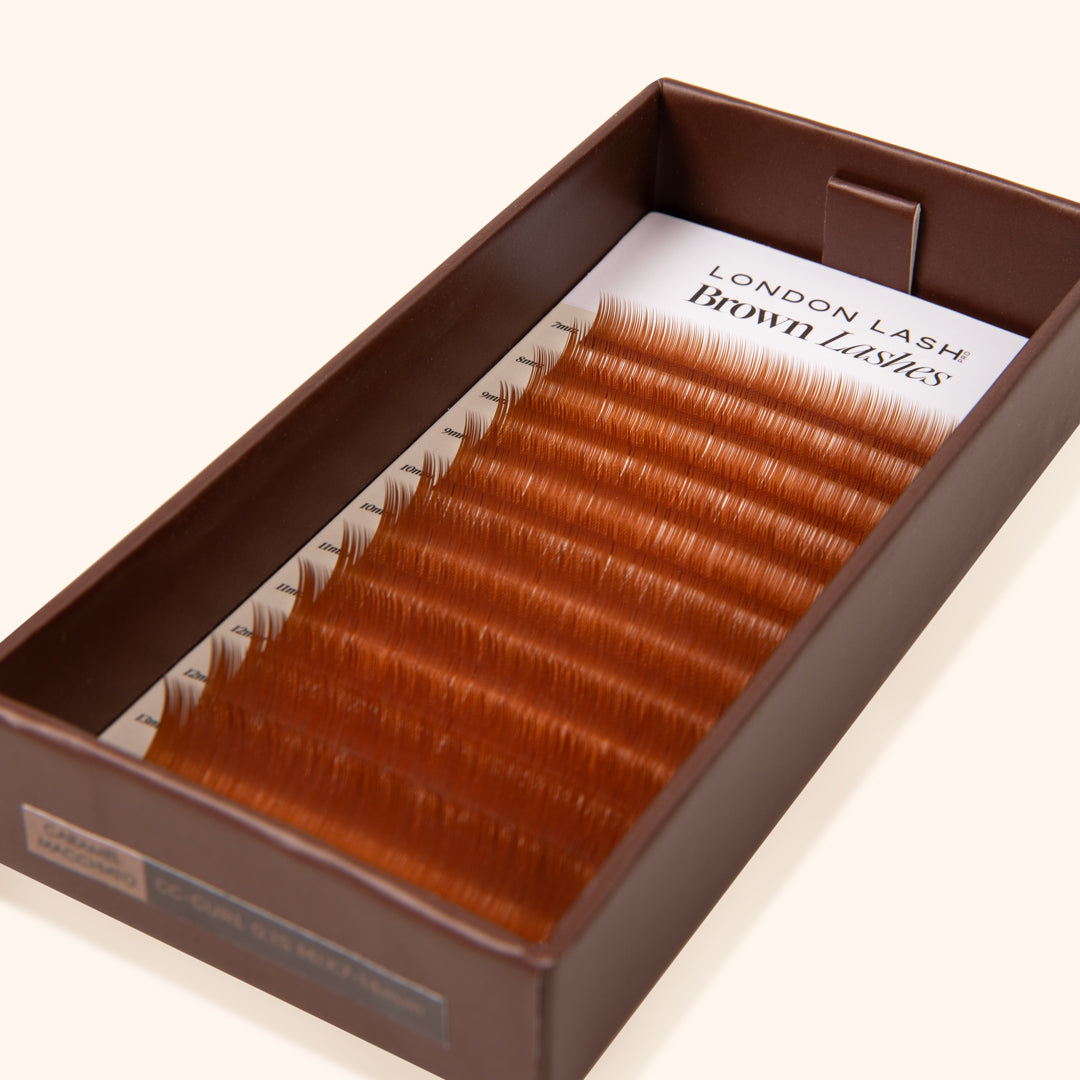 Braune Wimpern – Caramel Macchiato Kollektion