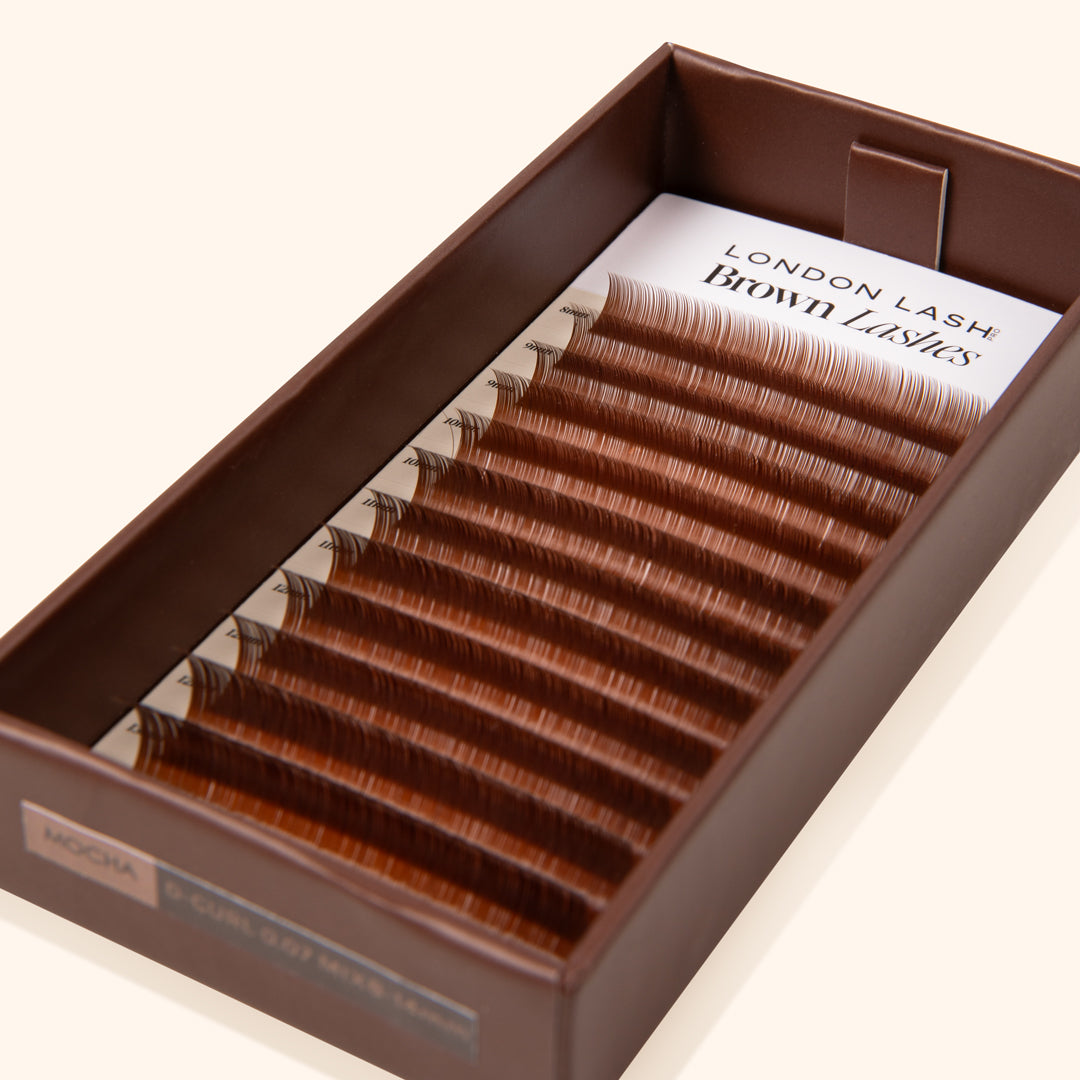 Braune Wimpern – Mocha Kollektion