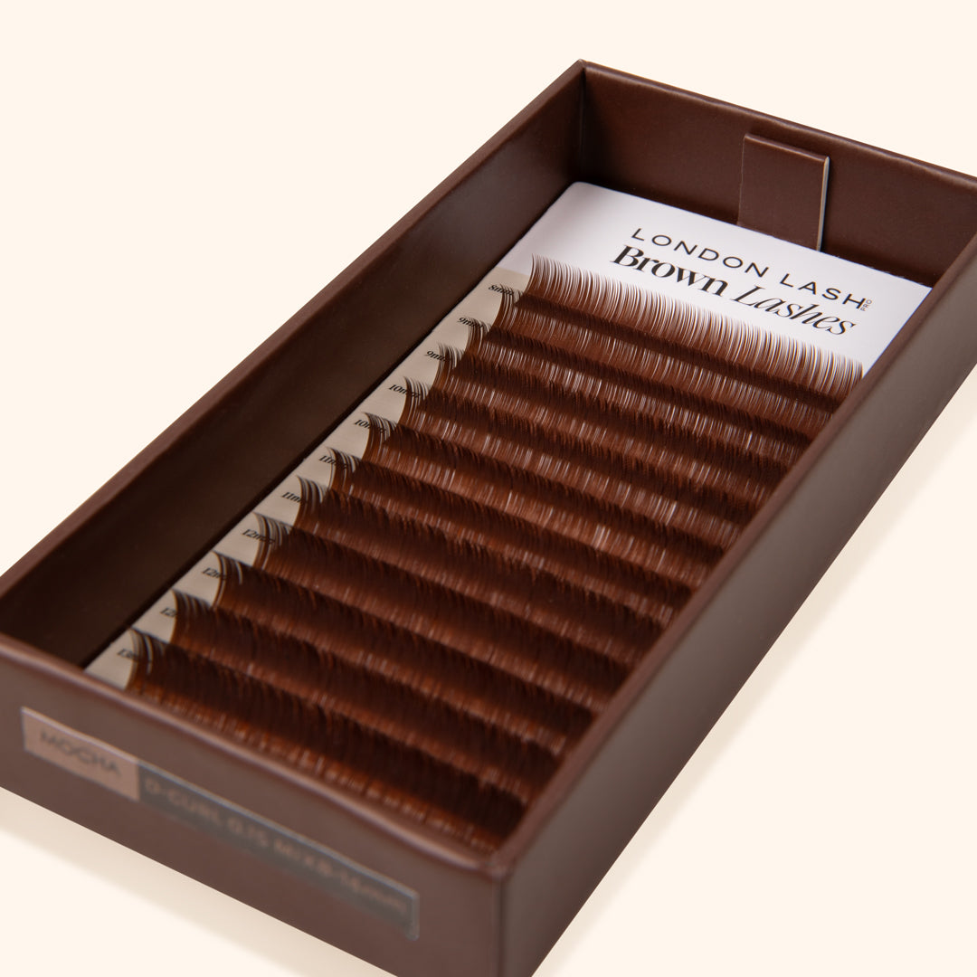 Braune Wimpern – Mocha Kollektion